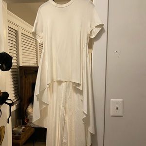 White asymmetrical hi low top